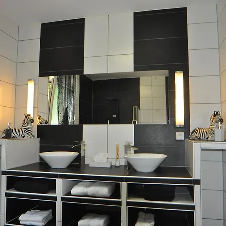 Haus Kenzo 65348 Holiday home