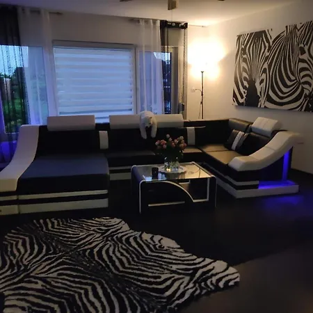 Haus Kenzo 65348