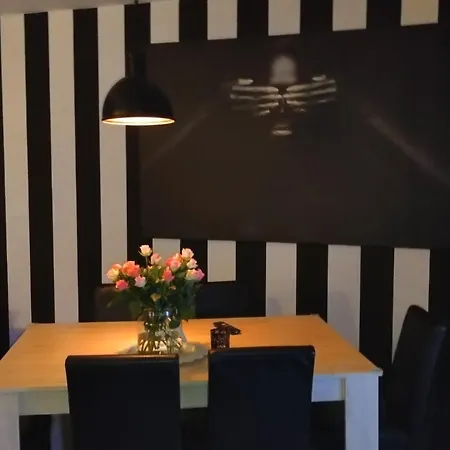 Semesterbostad Haus Kenzo 65348