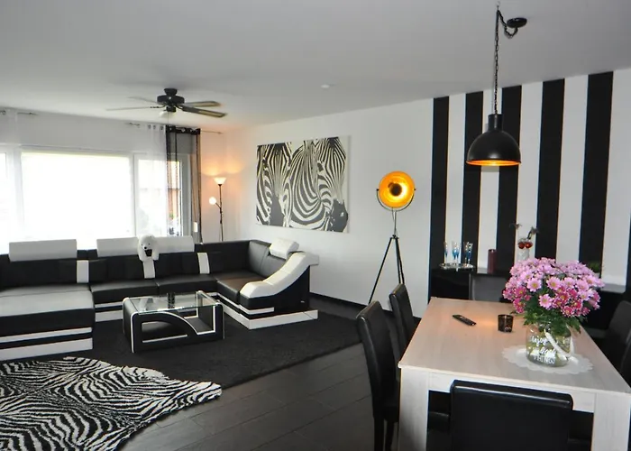 度假居 Haus Kenzo 65348 *