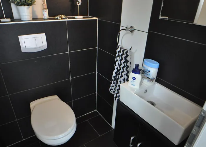 度假居 Haus Kenzo 65348 *